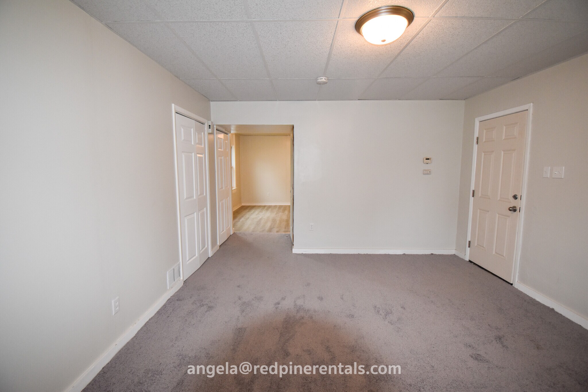 living room - 17 Walnut St