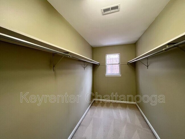 Building Photo - 6528 Harbor View Dr