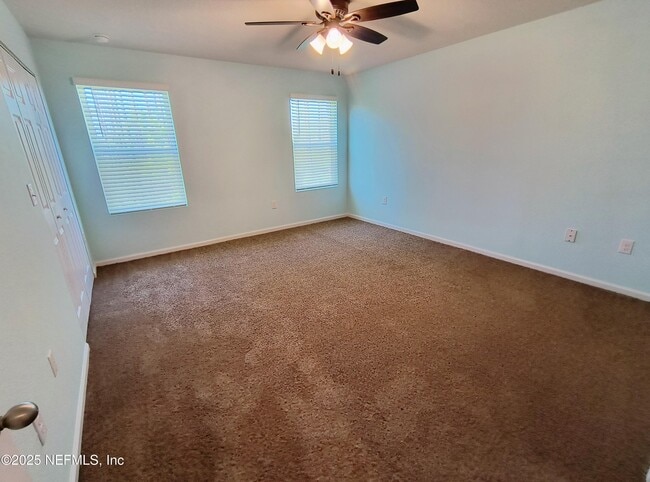 Building Photo - 201 Scotch Pebble Dr