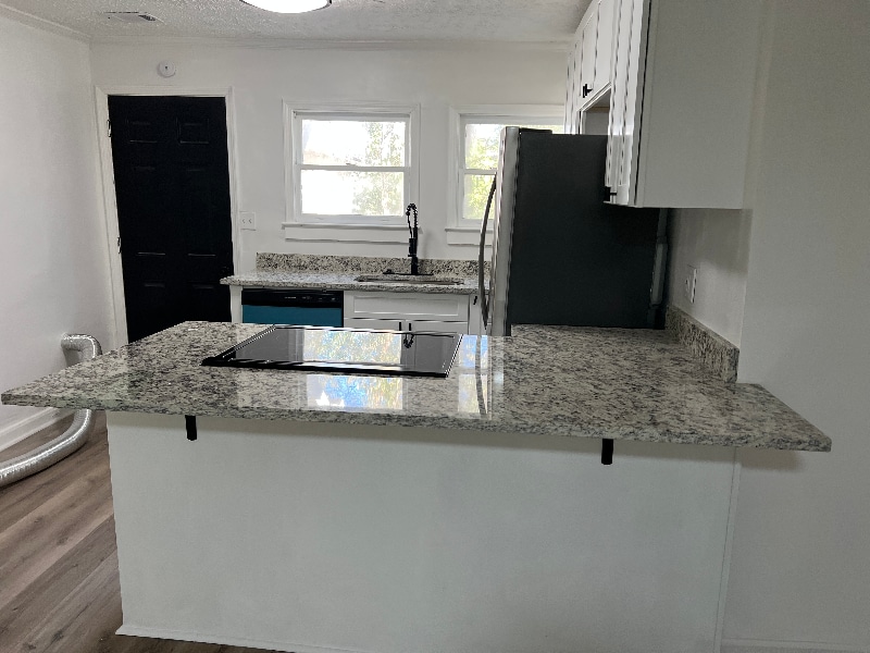 Building Photo - 2160 Dowdell Dr