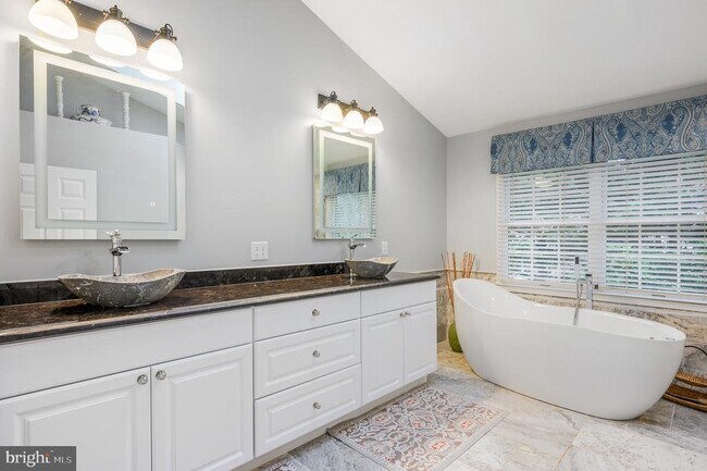 Building Photo - 20599 Quarterpath Trace Cir