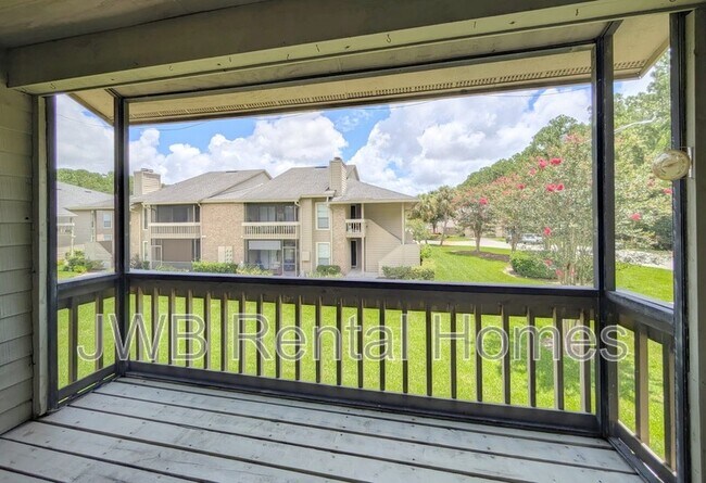 Building Photo - 10200 Belle Rive Blvd