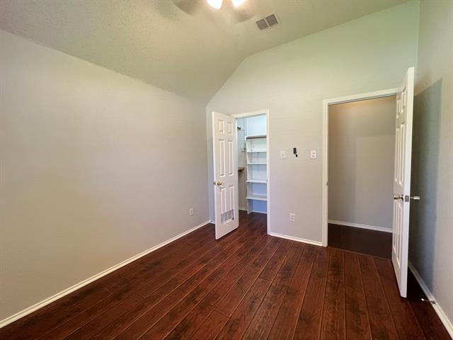Building Photo - 2043 Wimbledon Dr
