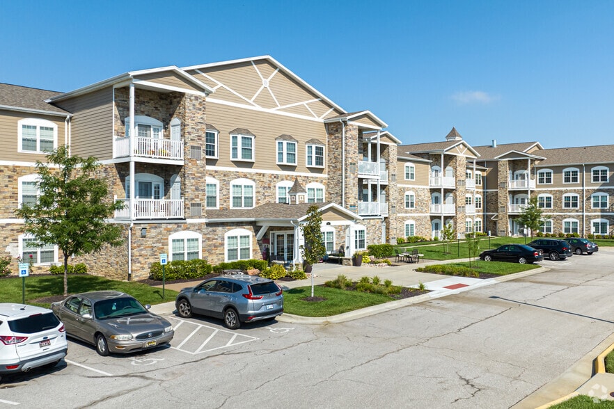 Residents Parking - Estates on Greenwood