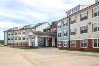 Building Photo - 202 Magnolia Dr