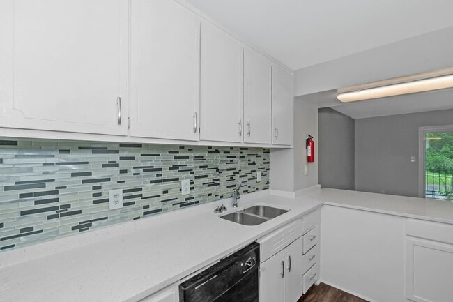 Building Photo - Don’t Miss Out! Look, Lease, and Live Specials EXTENDED to February 14th!