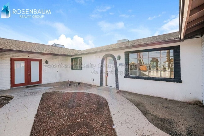 Building Photo - 2609 W McLellan Blvd