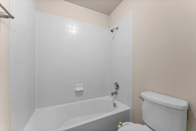 Building Photo - 18002 Sonora Brook Ln