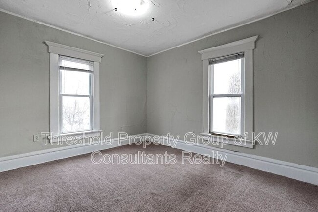 Building Photo - 60 E Patterson Ave