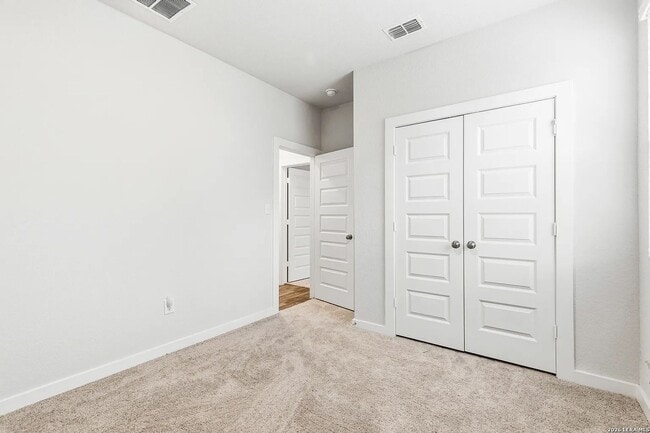 Building Photo - 5702 Topaz Wy