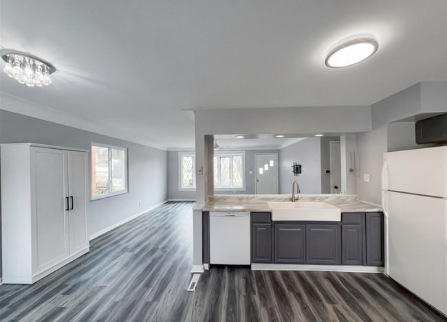 Building Photo - 18715 Libby Rd