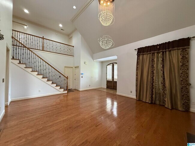 Building Photo - 2304 Arbor Glen