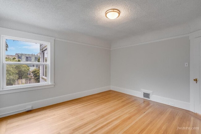 Building Photo - 766 23rd Ave