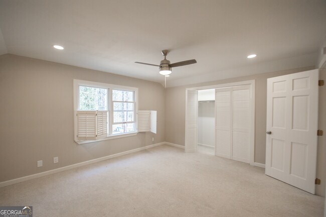 Building Photo - 290 Ginger Cake Rd