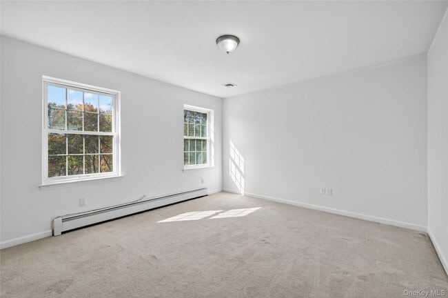 Building Photo - 1281 NY-208