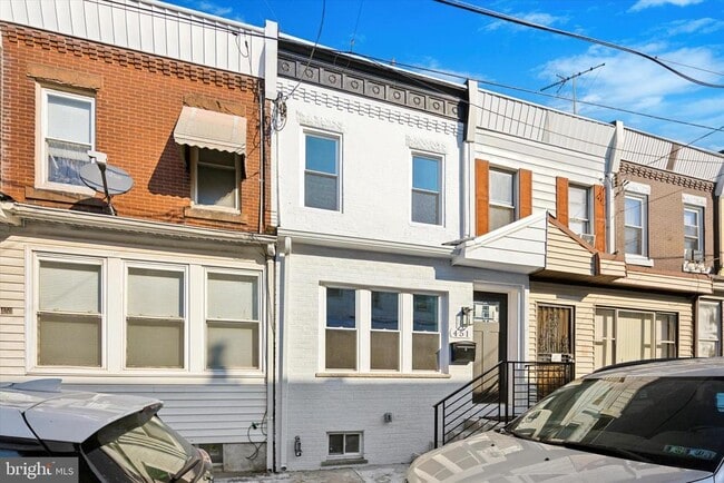 Building Photo - 451 Fitzgerald St
