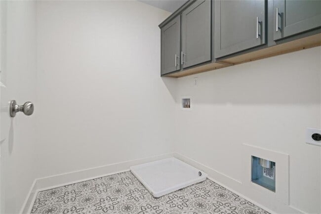 Building Photo - 28 Auburn Valley Wy