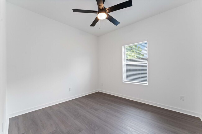 Building Photo - 414 N Carolina St