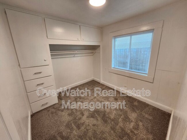 Building Photo - 5157 Chena Ave