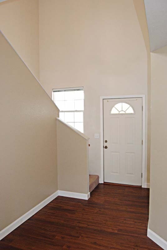Building Photo - Available July 18th