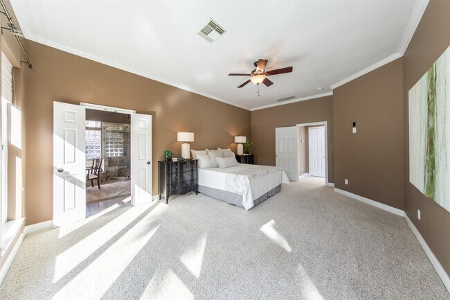 Building Photo - 22823 Roberts Run Ln