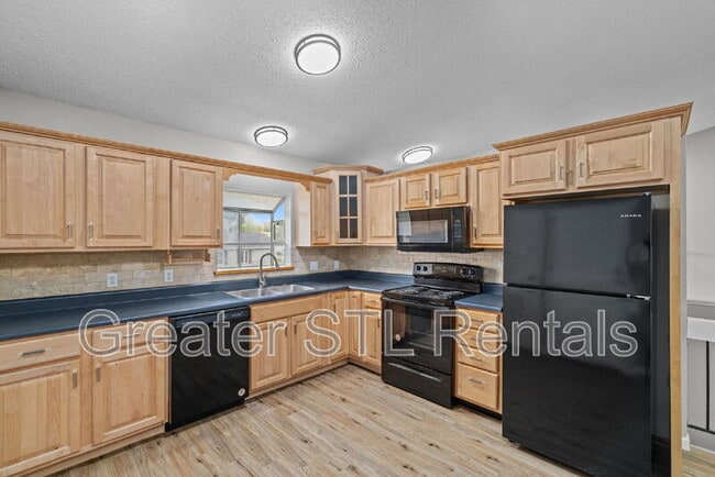 Building Photo - 1519 Harvard Way