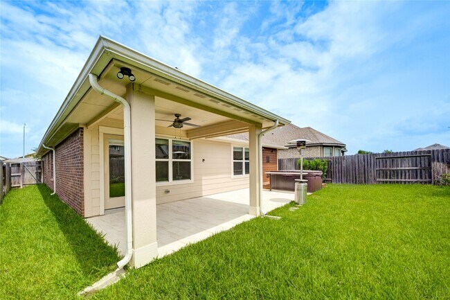 Building Photo - 11442 Harmony Summit Trce