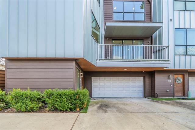 Building Photo - 1022 Eldorado Ave