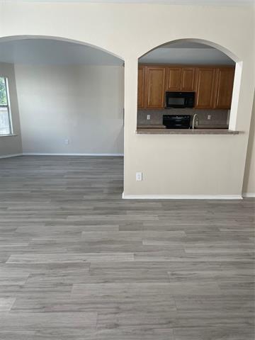 Building Photo - 613 Destin Dr