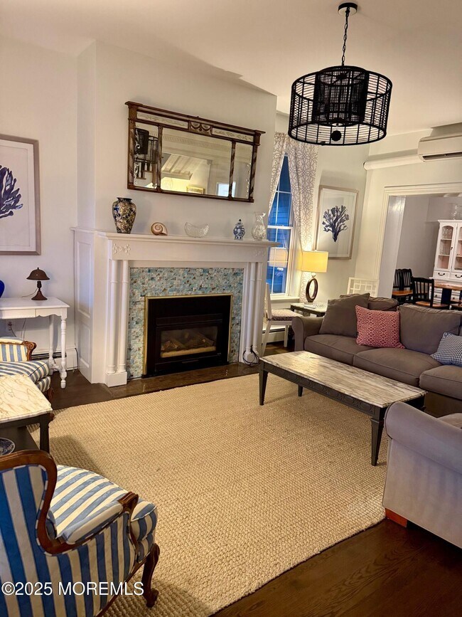 Building Photo - 20 Woodland Ave