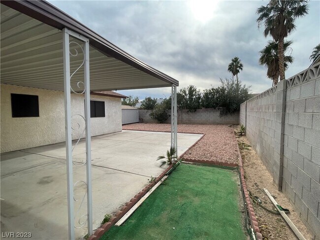 Building Photo - 6405 W Roy Rogers Dr