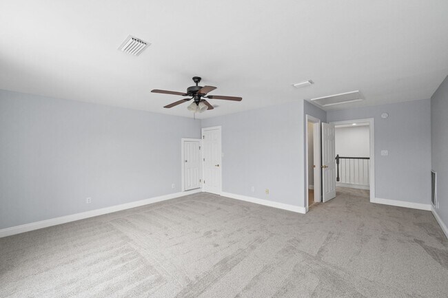 Building Photo - 31577 River Rd