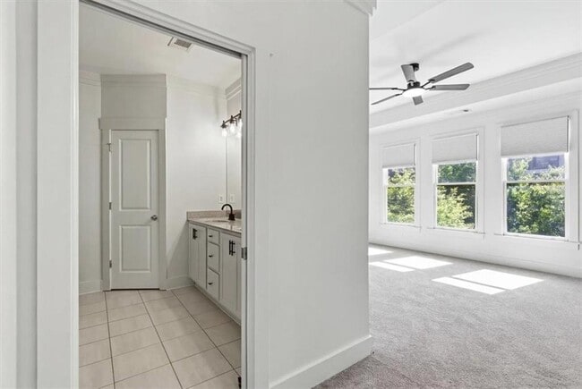 Building Photo - 740 Liberty Commons Dr NW