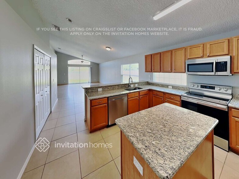 Building Photo - 3612 Holden Dr