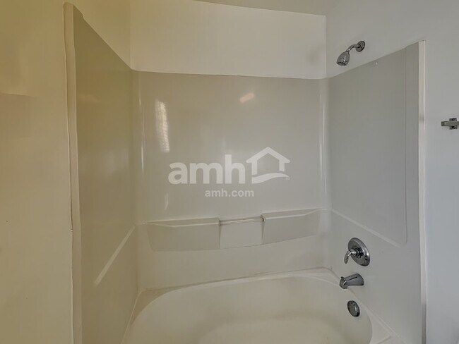 Building Photo - 2925 Shetland Ln