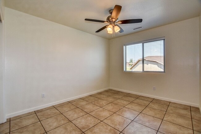 Building Photo - 3850 E Teri Ct
