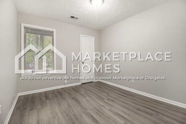 Building Photo - 8928 Wesley Pl