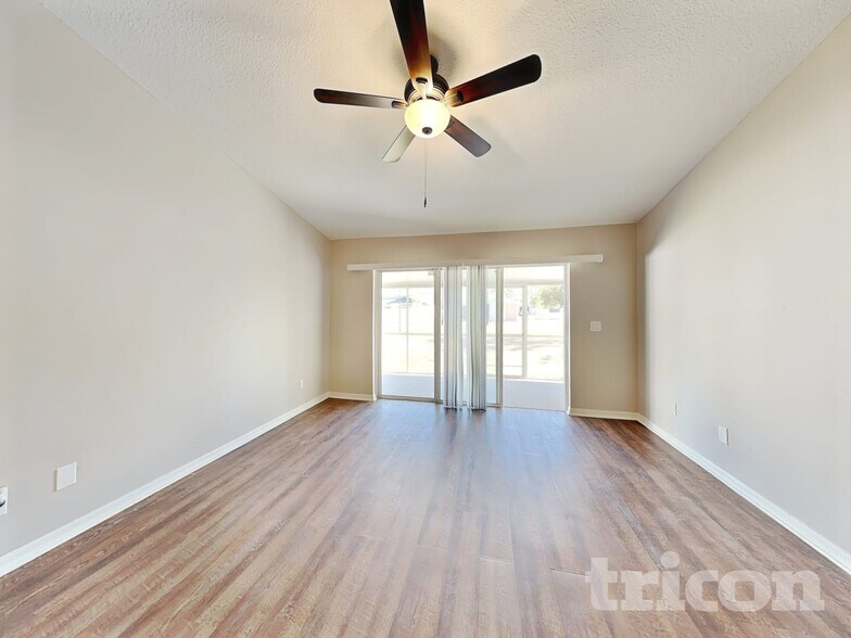 Building Photo - 11119 Bramblebrush St