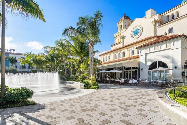 Building Photo - 651 Okeechobee Blvd