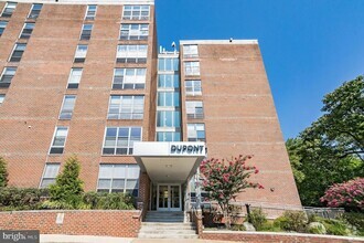 Building Photo - 6100 Henry Ave