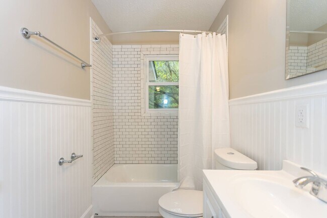 Building Photo - Welcome to this Newly Remodeled Home in a Stellar Location