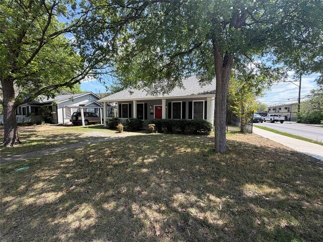 Building Photo - 5101 Avenue H