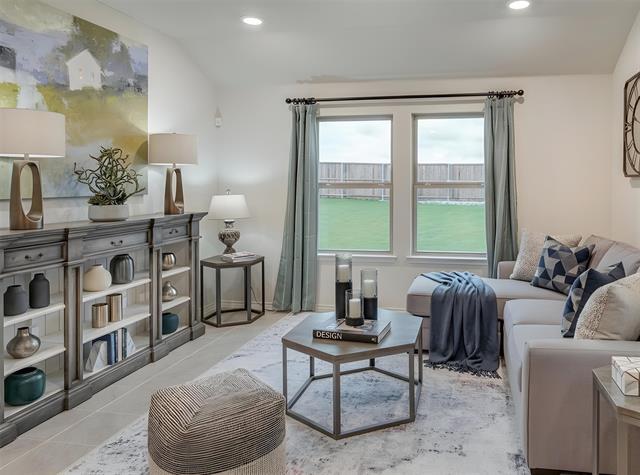 Building Photo - 1810 Aslynn Cir