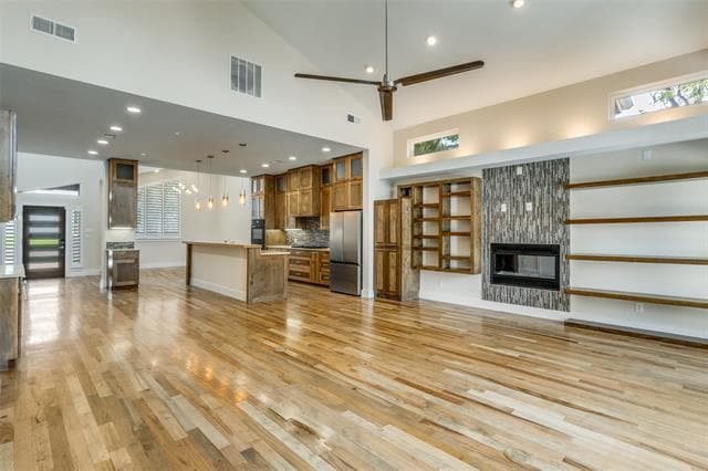 Building Photo - 3772 Seguin Dr