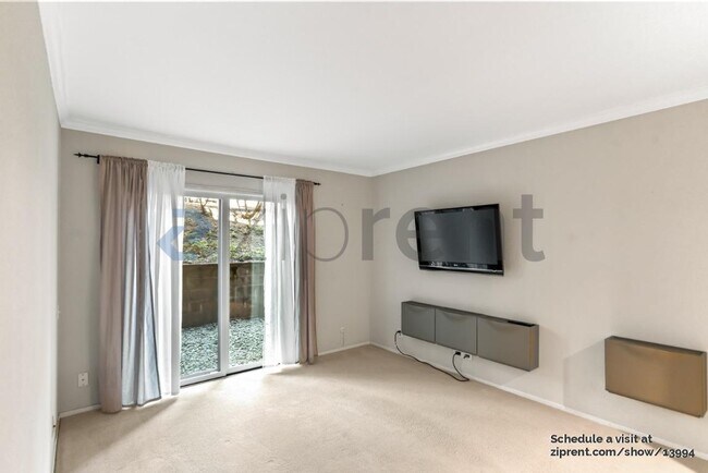 Building Photo - 3335 Brittan Ave