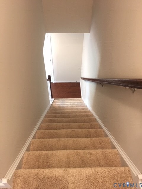 Building Photo - 2076 Forest Cir