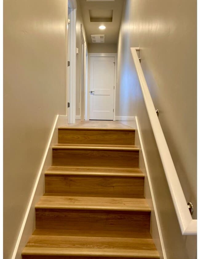 Building Photo - 63455 N Hwy 97