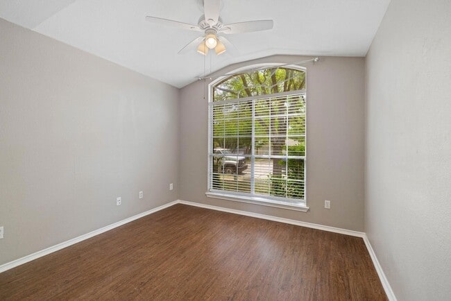 Building Photo - 523 Paso Fino Trail