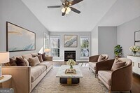 Building Photo - 423 Granville Ct