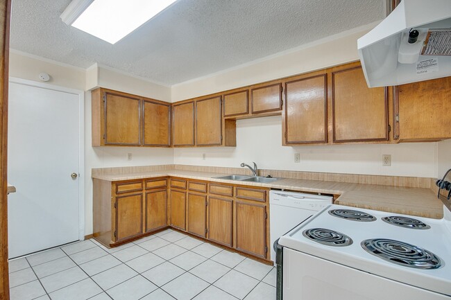 Building Photo - 3809 Wood Sorrel Dr